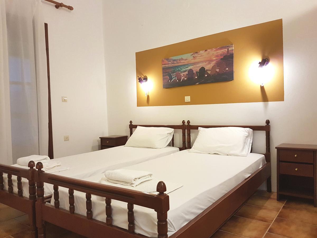 Alexandros Studios Mesongí Екстериор снимка