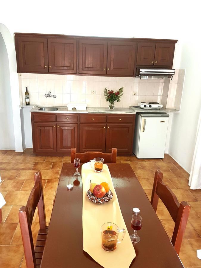 Alexandros Studios Mesongí Екстериор снимка